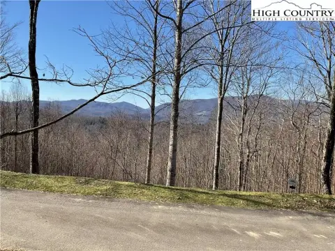 Elk Park Mountain View Lot