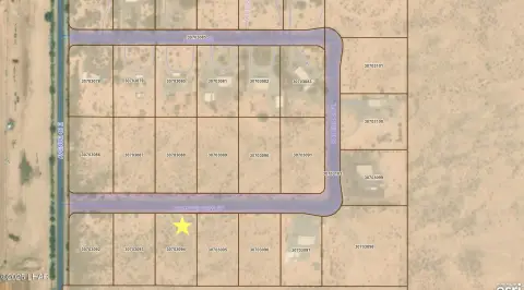 Residential Land Parcel in Bouse