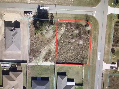 Corner Lot Near Highway 484