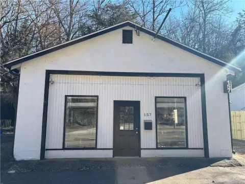 Eureka Springs Restaurant with Commercial Kitchen