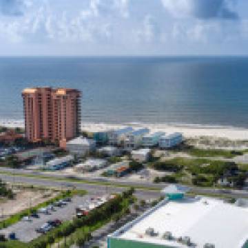 8,000 SF Beachside Re-Development Opportunity