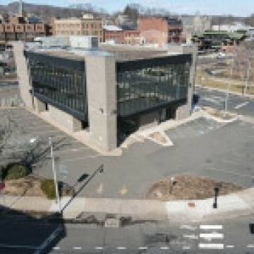 21,953 SF on 0.71 AC Building for Office, Retail, and Investor Development