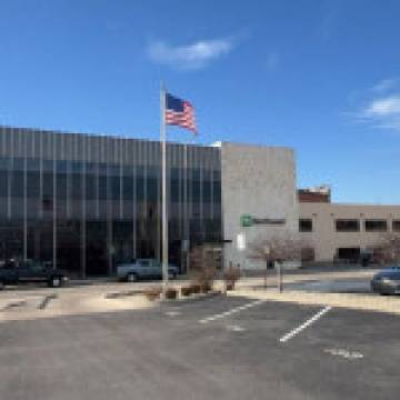 98,446 SF Downtown Muncie Indiana Office or Redevelopment Opportunity