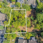 Flat Half Acre Lot on Dead End Street in Green Hills