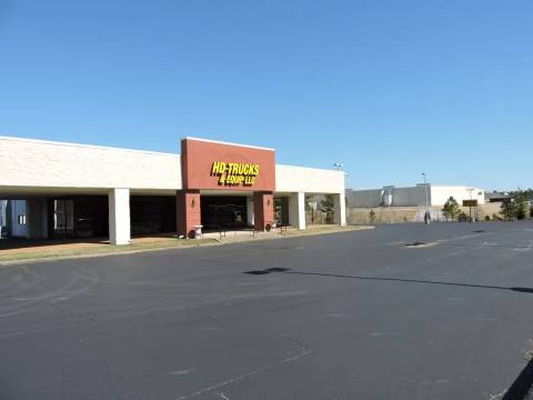 18,000 SF Flex Property