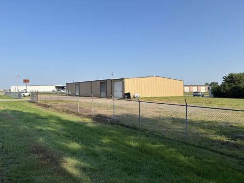 Large Commercial Shop