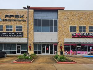 TX, Conroe - Woodland Square Blvd