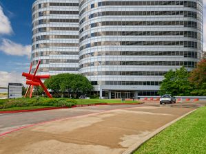 Brookhollow Central III