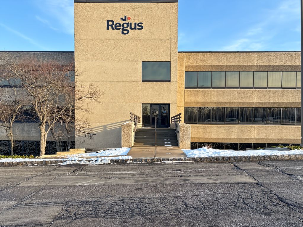 NJ, Hampton - Frontage Rd