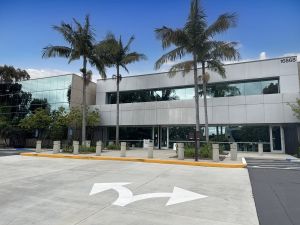 CA, San Diego - Via del Campo Ct