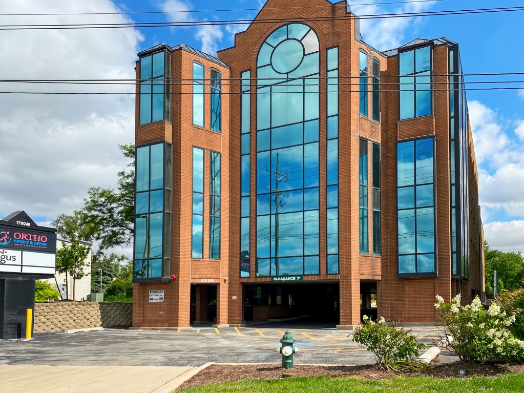 IL, Oakbrook Terrace - 22nd St