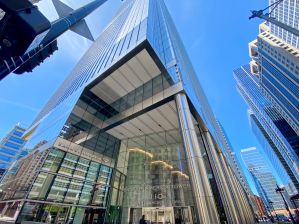 IL, Chicago – 110 North Wacker Drive