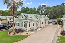 Elberta RV Coach Home