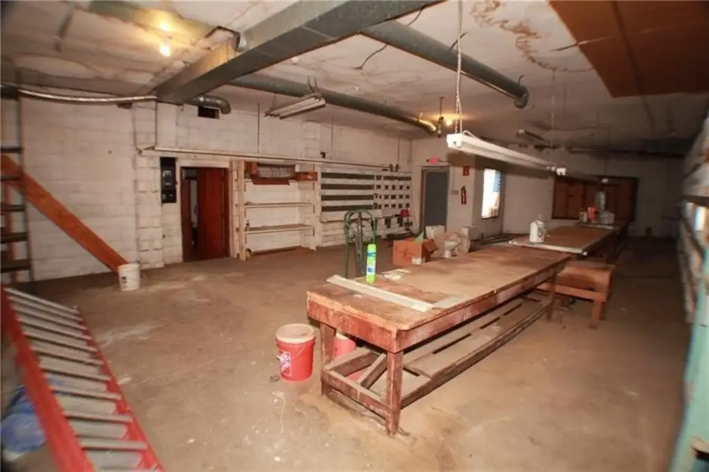 Picture 10