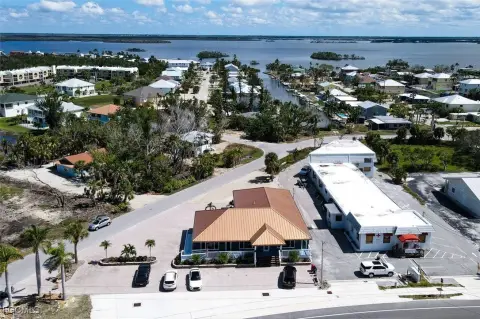 COMMERCIAL - Fort Myers Beach, FL