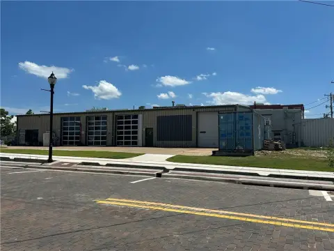 COMMERCIAL - Rogers, AR