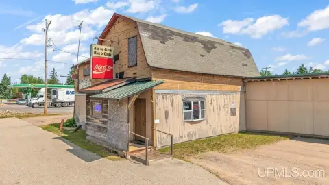 COMMERCIAL - Sagola, MI