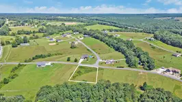 8 Estate Loop Trail, Crossville, TN 38555