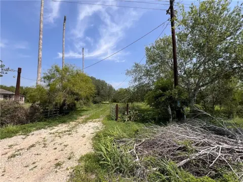Land, Robstown, TX