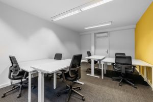 Scalable Office Solutions at NY, Westbury - Old Country Road. Contact us today to book a tour!