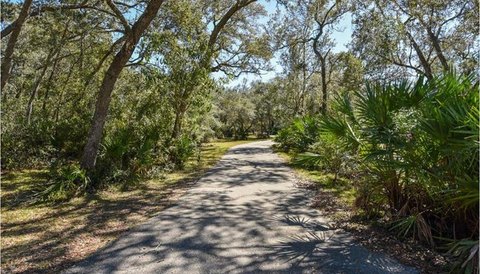 LAND - Apalachicola, FL