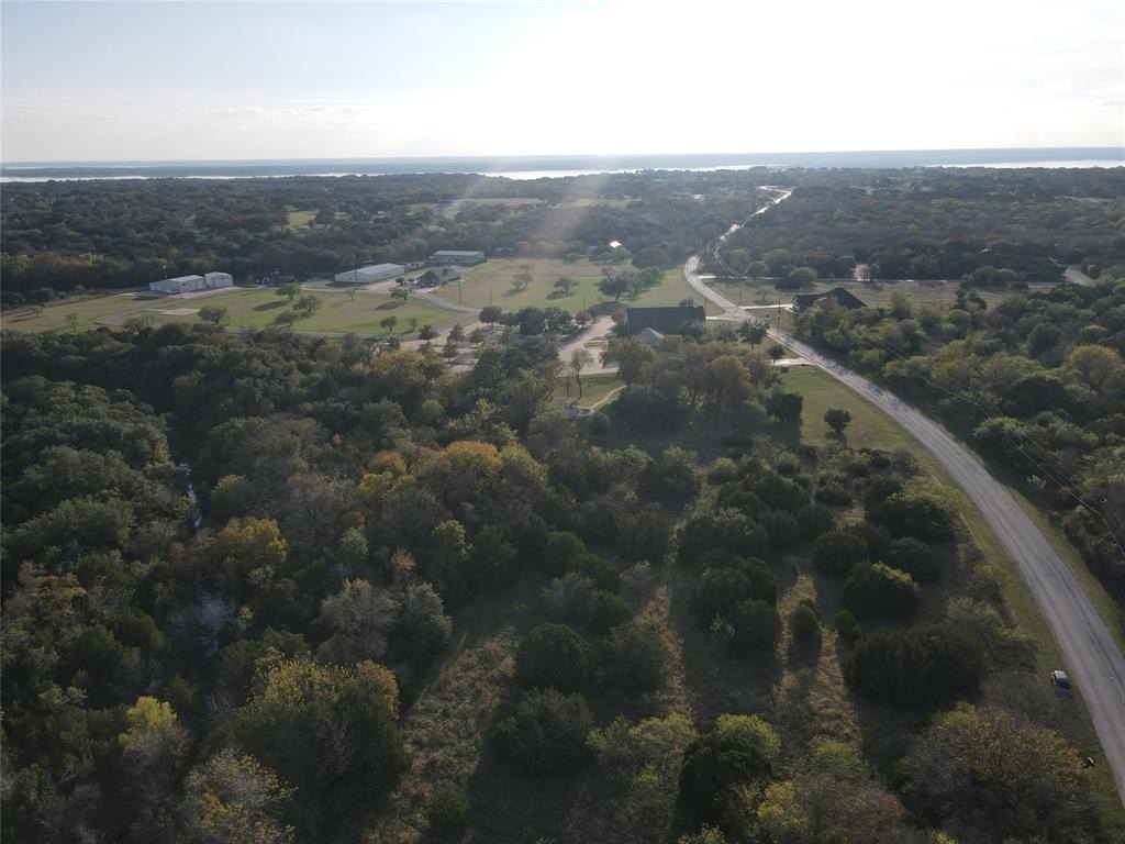 One Acre Lot in White Bluff