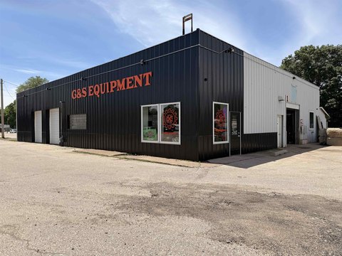Fenced Flex Space with Overhead Doors