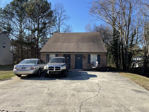 Duplex in Cleveland, Tennessee