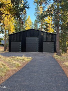 Land, Bend, OR