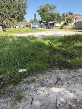 Land, ST PETERSBURG, FL