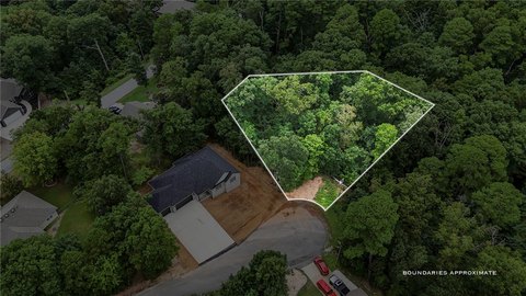 Wooded Cul-de-Sac Lot