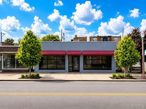 Freestanding Storefront Retail Building