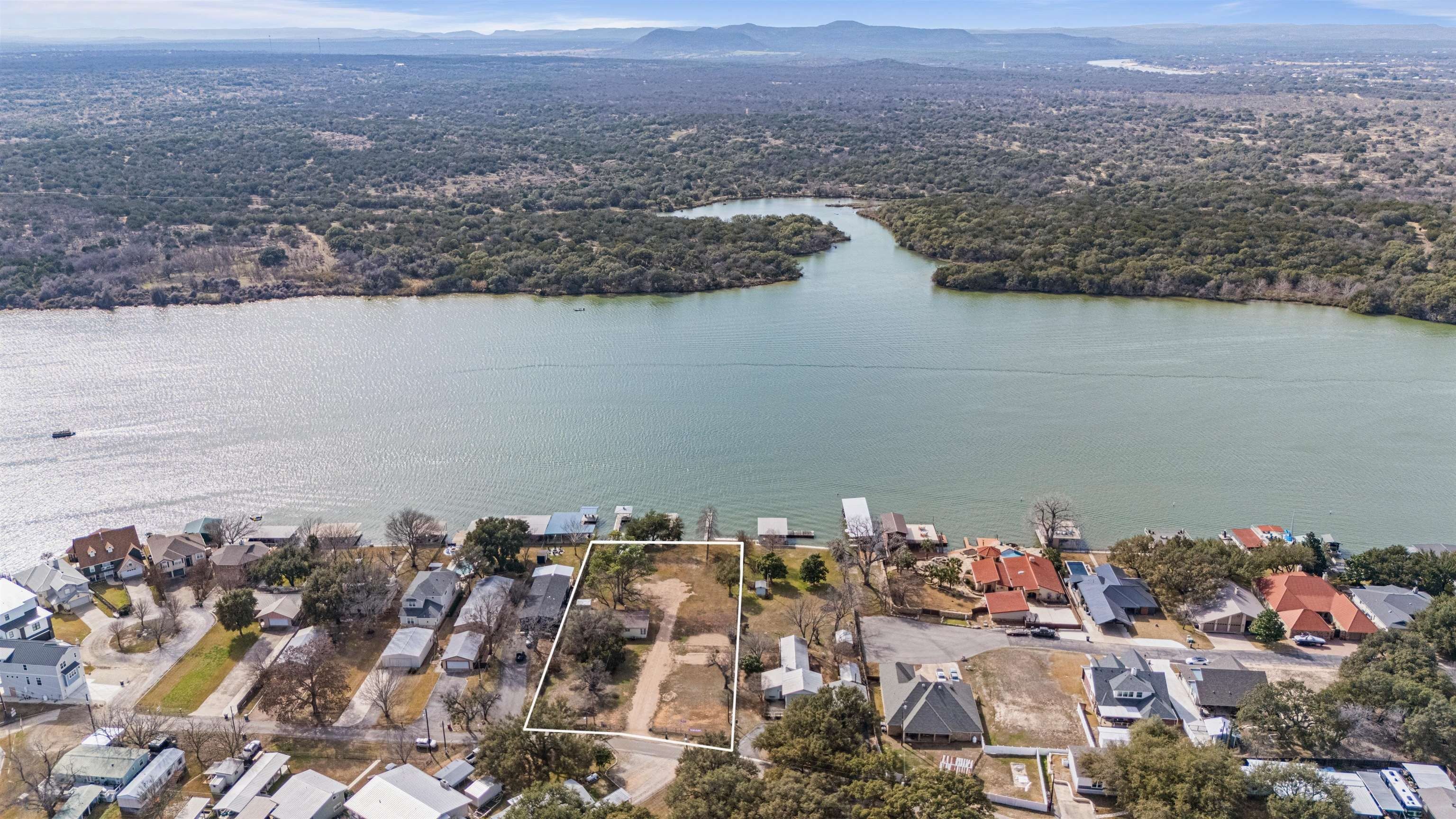 Lake LBJ Waterfront Land