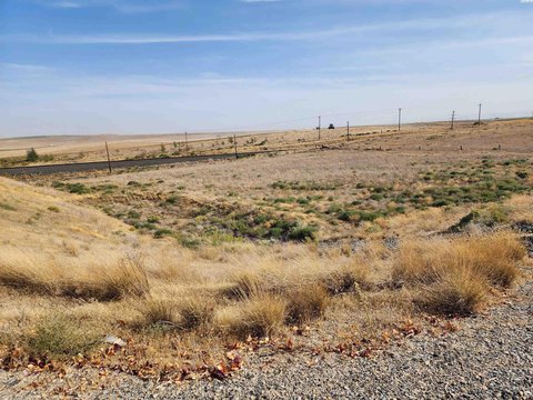Residential/Agricultural Land with Existing Well