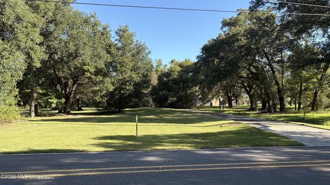 Land, Biloxi, MS