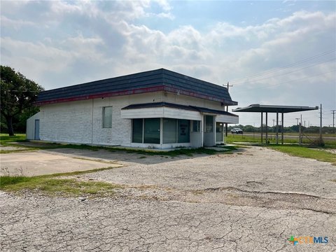 Commercial Property Near Port