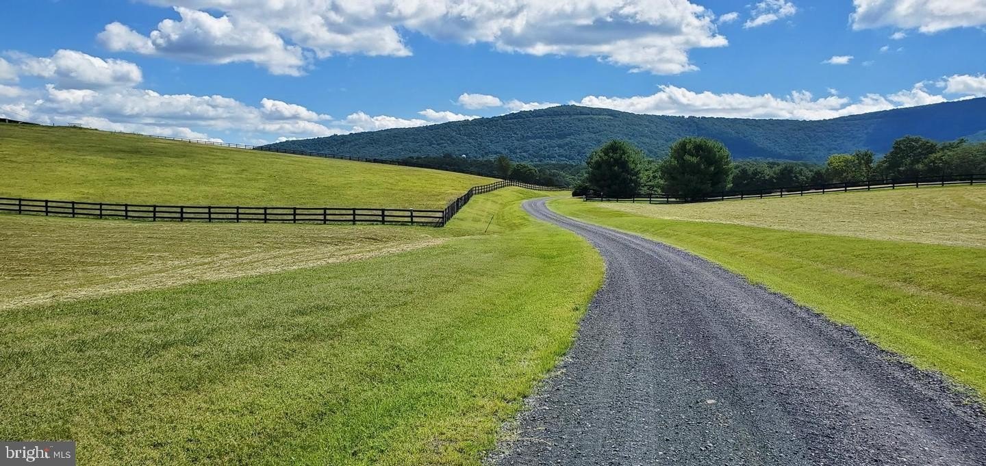 Buildable Land with Mountain Views