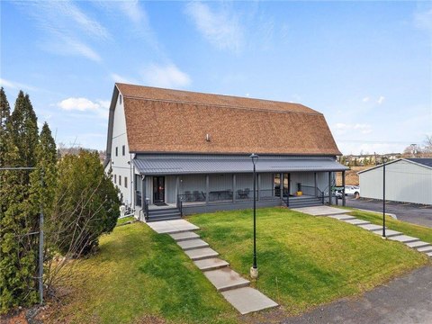 Versatile Commercial Space in Macedon