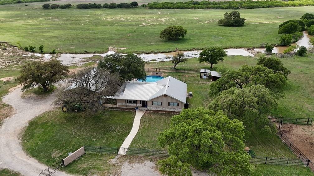 Turnkey Ranch with Natural Gas Well