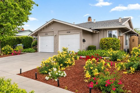 Duplex with Private Yards