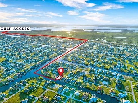 Cape Coral Waterfront Homesite