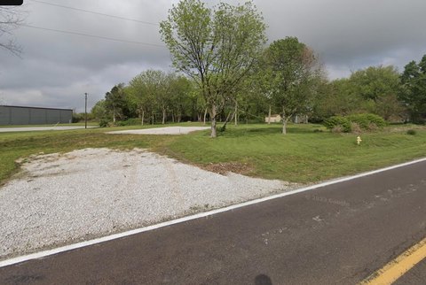 Commercial Lot Near Airport