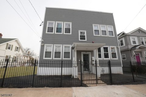 Renovated Fourplex in Newark City