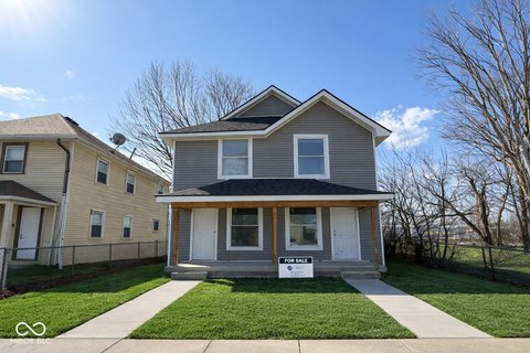 Fully Renovated Duplex with 4-Bedrooms