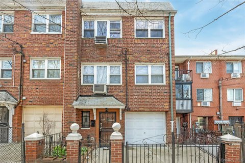 Spacious Multi-Family Home, Flushing