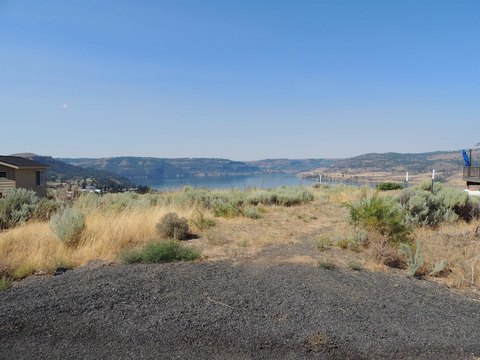 LAND - Seven Bays, WA