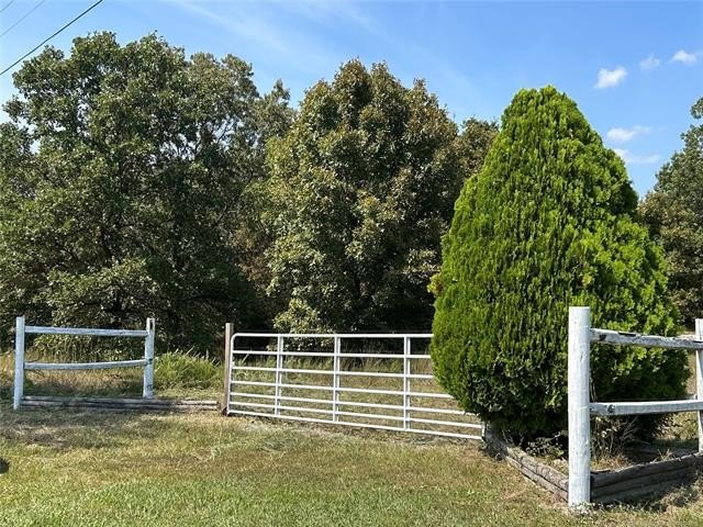Highway Frontage Land in Stilwell