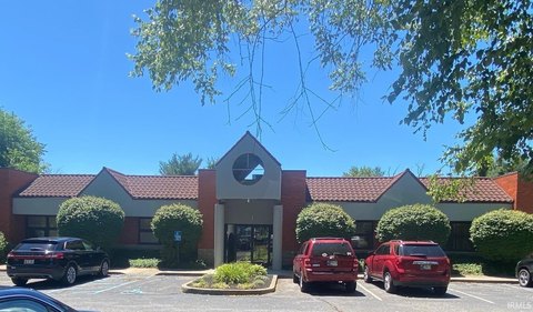 Medical Office Suite with Private Rooms