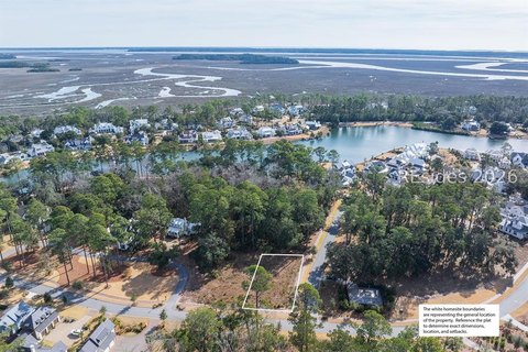 Land in Palmetto Bluff