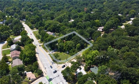 LAND - Fayetteville, AR